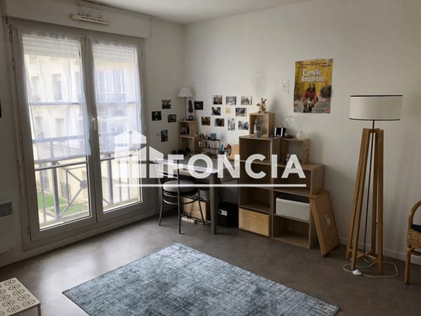 Location Studio 25.62 m² - 109 RUE MEUREIN Lille 59000