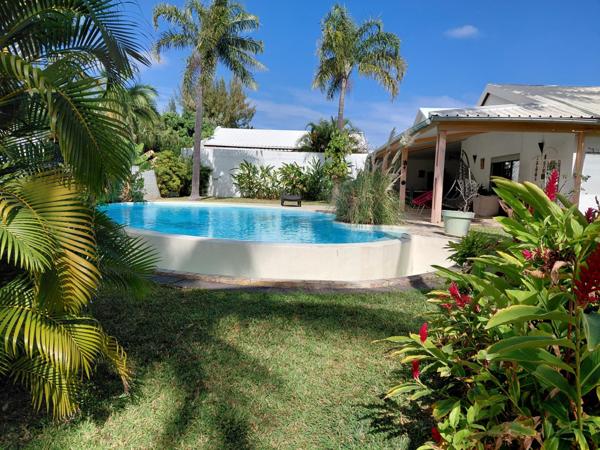 Villa 6 pièce(s) 4 chambre(s) 180 m²