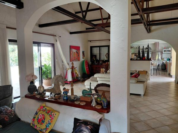 Villa 6 pièce(s) 4 chambre(s) 180 m²