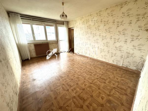 Appartement 5 pièce(s) 2 chambre(s) 76 m²