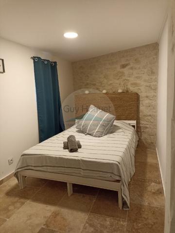 Location d'un appartement F3 BIS - MEUBLE - (65m²) à BEAUMES DE VENISE