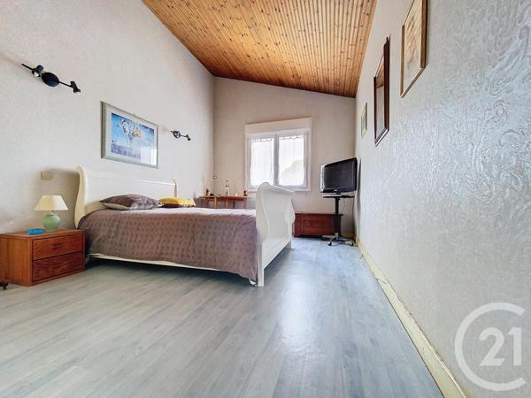 Maison à vendre  5 pièces - 134 m2 ROCHEFORT - 17