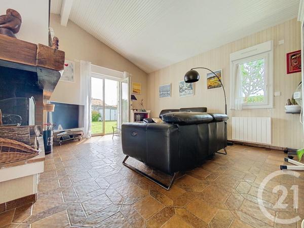 Maison à vendre  5 pièces - 134 m2 ROCHEFORT - 17