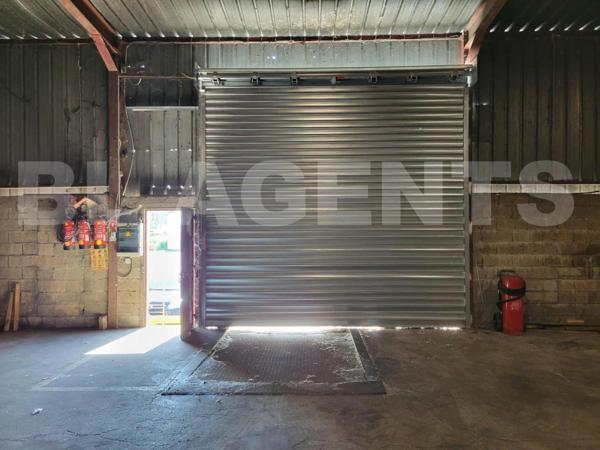 local 1 pièce(s) 2 980 m2