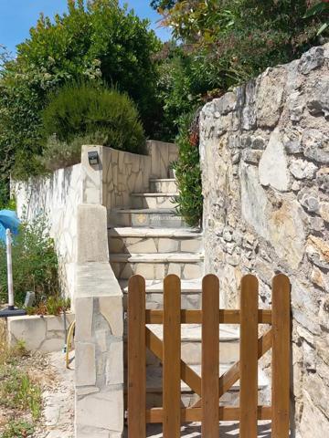 Vente Terrain 310 m2 à Fréjus