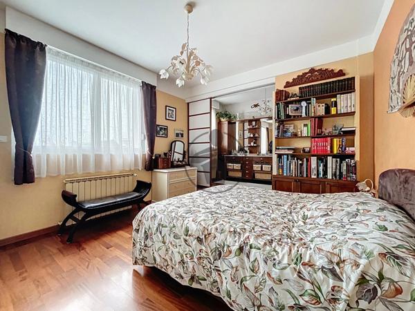 Vente Maison 6 pièces 232 m2 à Saint-Quentin