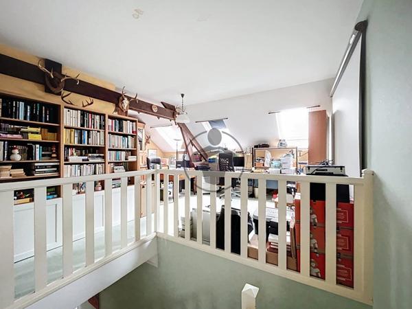 Vente Maison 6 pièces 232 m2 à Saint-Quentin