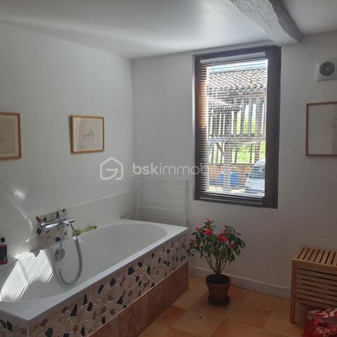 Exploitation viticole de 136 m²