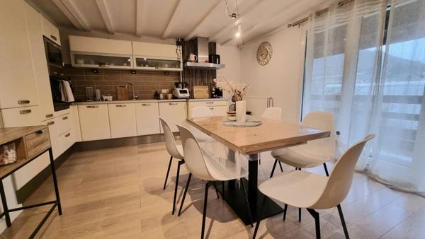 VENTE – APPARTEMENT T1 bis duplex – CHALLES-LES-EAUX 60,45 m² habitables – 2ème étage