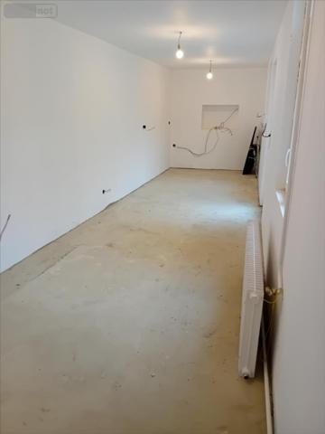 Maison à restaurer à vendre à Mayet dans la Sarthe (72360), ref : 72012-1036346