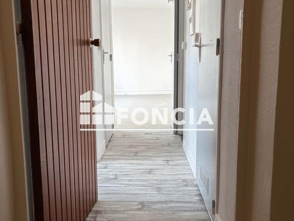 À vendre Studio 25 m² - Fontainebleau 77300