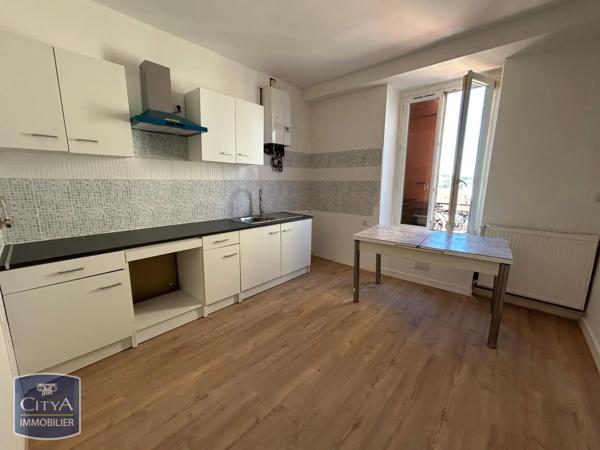 Appartement à louer 4 pièces 98m²