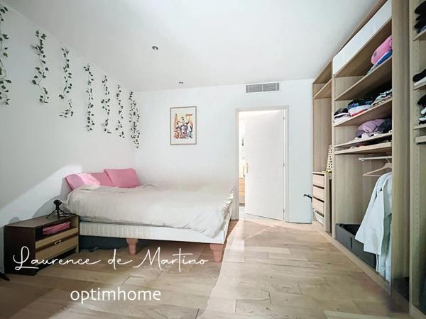 Maison contemporaine récente – 149 m² avec jardin, terrasses et bureau, secteur du Parc des Beaumonts, Montreuil