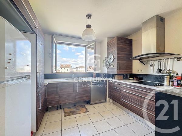 Appartement T4 à vendre  4 pièces - 91,05 m2 TASSIN LA DEMI LUNE - 69