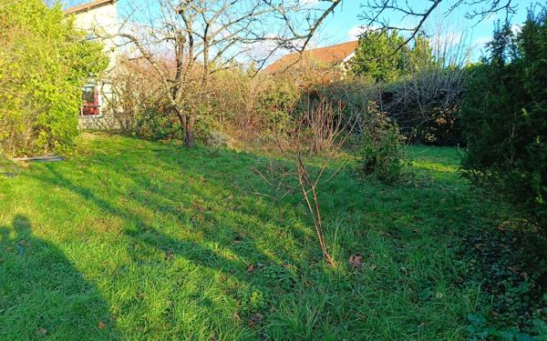 Maison à vendre    6 pièces • 142 m2 Saint-Genis-Laval