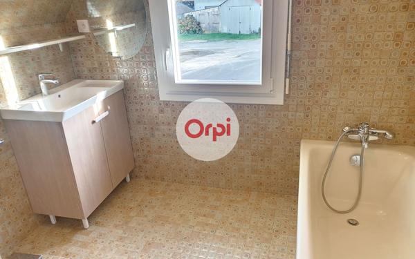 Maison à louer    3 pièces •  Arzal