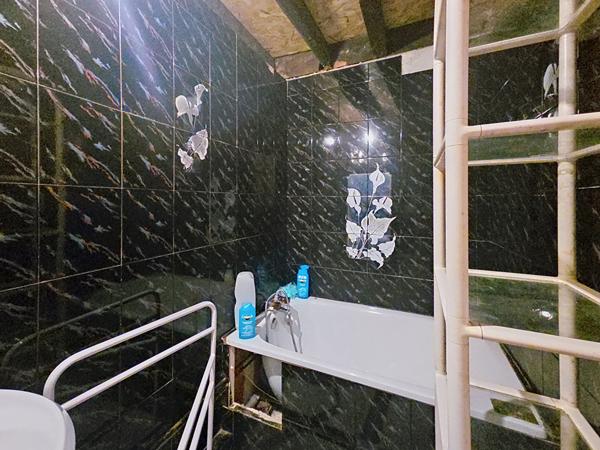 GRAZAC ! Ancien corps de ferme sur 1200 m2 de terrain