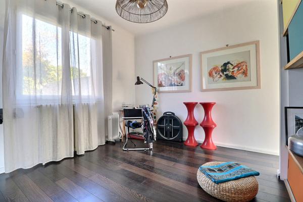 Maison Aubervilliers 5 pièce(s) 147 m2