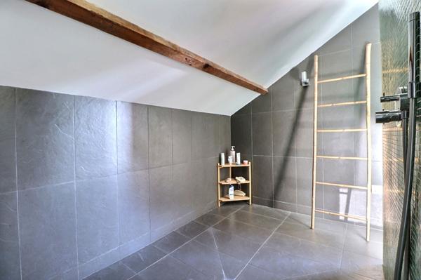 Maison Aubervilliers 5 pièce(s) 147 m2