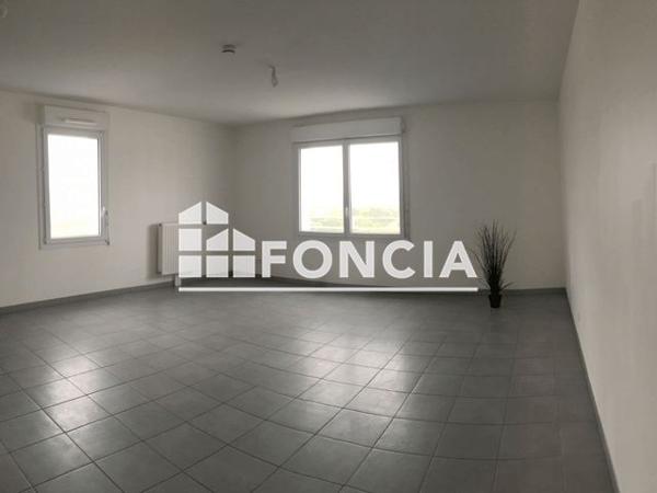 Location Appartement 2 pièces 52.6 m² - 8 PLACE ROSA PARKS Nantes 44000