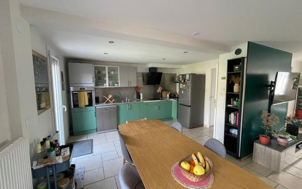 Maison à vendre    4 pièces •  Pont-de-Chéruy