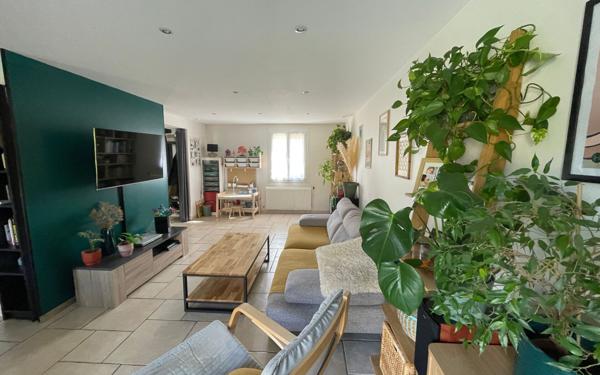 Maison à vendre    4 pièces •  Pont-de-Chéruy