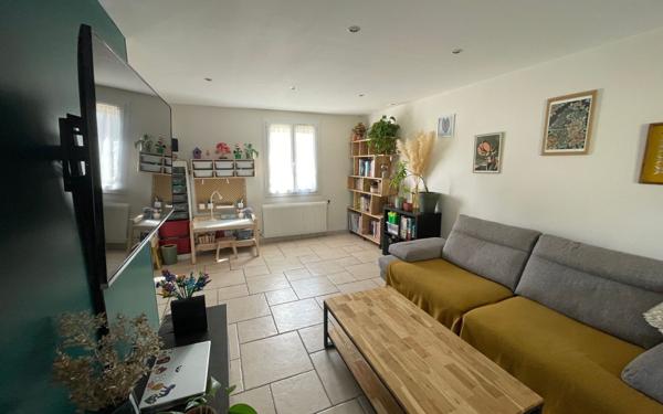 Maison à vendre    4 pièces •  Pont-de-Chéruy