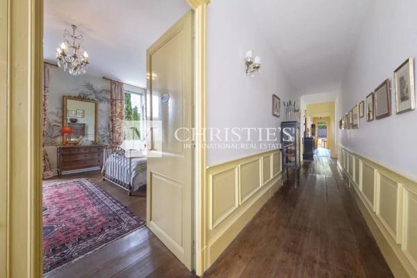 A vendre Élégant Domaine en Charente avec Charme Historique