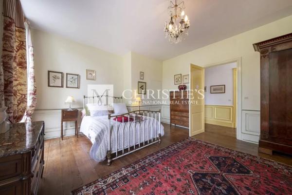 A vendre Élégant Domaine en Charente avec Charme Historique