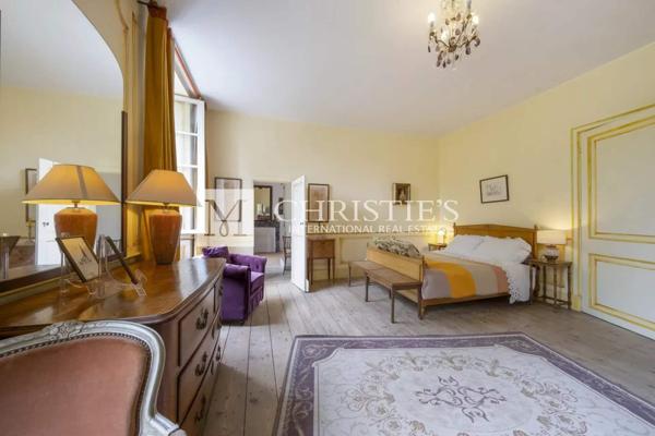 A vendre Élégant Domaine en Charente avec Charme Historique