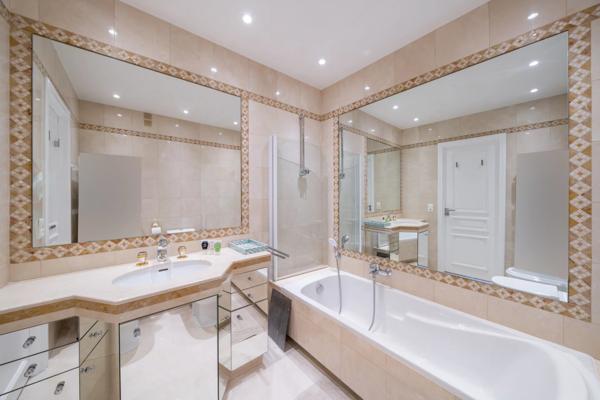 Cannes, Appartement 5 Chambres -  225 m² à vendre