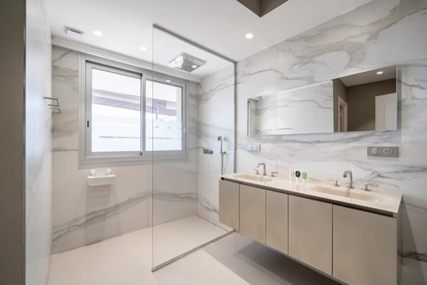 Cannes, Appartement 5 Chambres -  225 m² à vendre