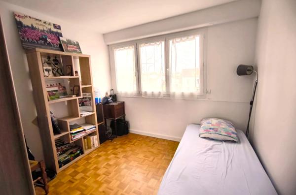 LE PERREUX-SUR-MARNE appartement F4 - 76 m2 avec balcon cave et parking