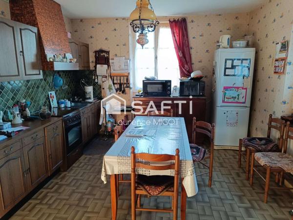 Maison ancienne avec dépendances sur 5 174 m²