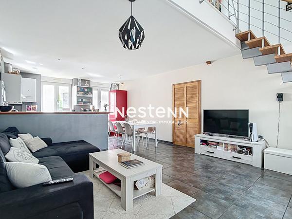 APPARTEMENT DUPLEX - SATHONAY CAMP - TROIS CHAMBRES - DEUX SALLES D'EAU - PROXIMITÉ COMMERCES ET TRANSPORTS