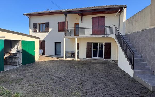 Maison à vendre    9 pièces • 302 m2 Reims
