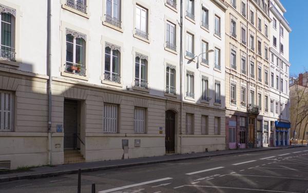 Appartement à vendre    2 pièces • 73,39 m2 Lyon 6