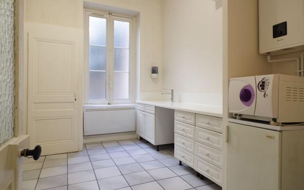 Appartement à vendre    2 pièces • 73,39 m2 Lyon 6