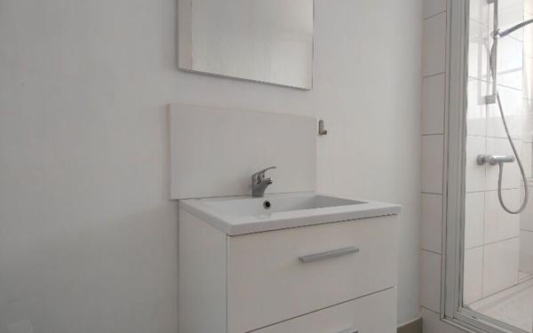 Appartement à louer    1 pièce •  Toulon