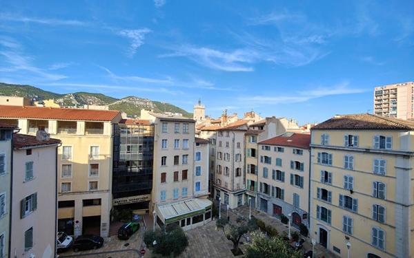 Appartement à louer    1 pièce •  Toulon