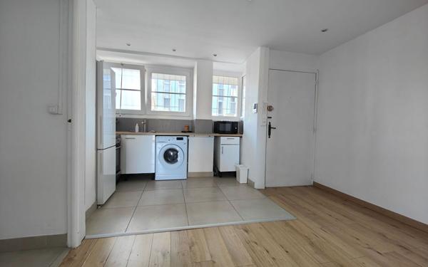 Appartement à louer    1 pièce •  Toulon