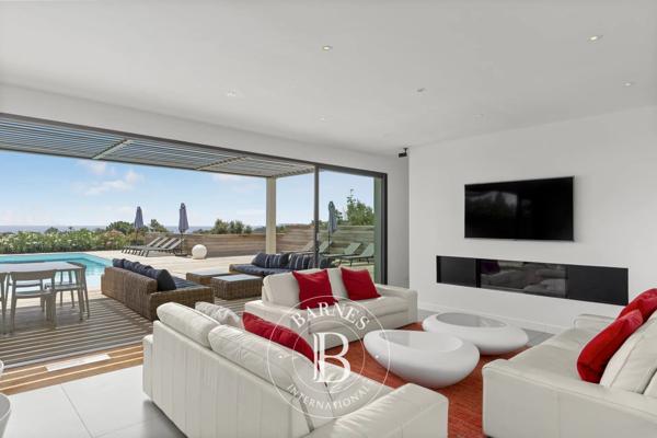 Sainte-Lucie-de-Porto-Vecchio, Villa 5 Chambres -  180 m² à vendre