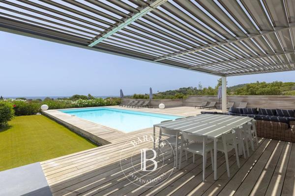 Sainte-Lucie-de-Porto-Vecchio, Villa 5 Chambres -  180 m² à vendre