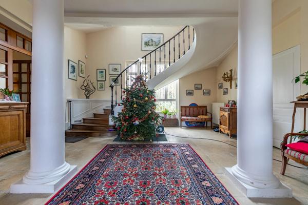 Propriété style chateau à vendre 15 pièces Soissons (02)