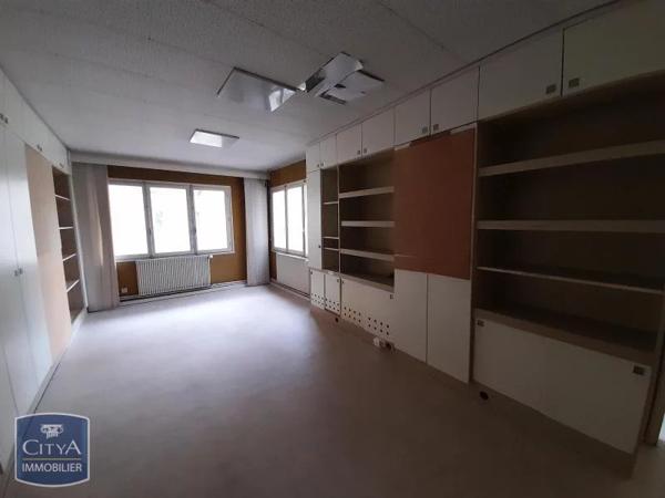 Local commercial à louer 400m²