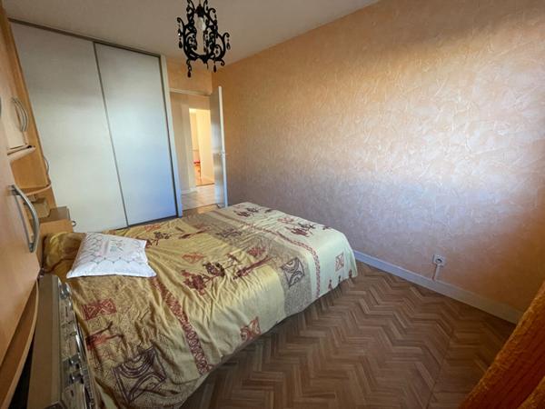 Appartement T3 Villeurbanne Gratte-Ciel 69100 - Traversant Nord / Sud - Balcon à vivre