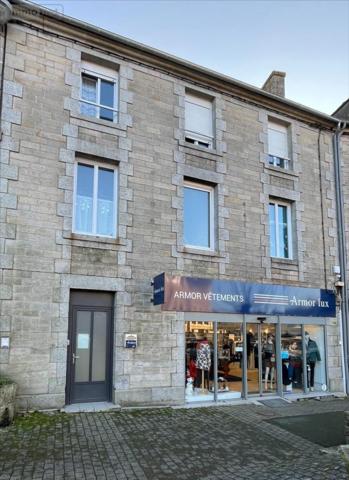 Immeuble à vendre à Callac dans les Côtes-d'Armor (22160), ref : 29066-1069327