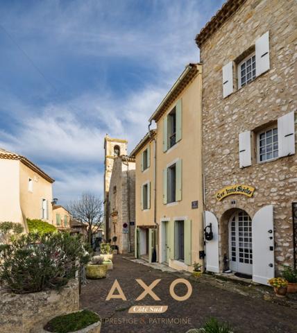 VENTABREN - CENTRE VILLE HISTORIQUE - MAISON DE VILLE - T5 - 140 M2 - 465 000