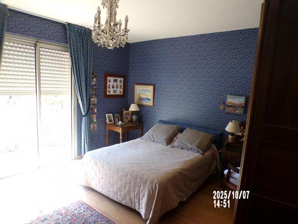 Très belle propriété de 270m2 dans quartier résidentiel