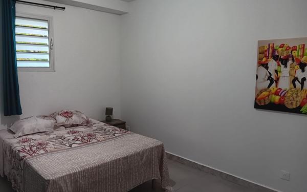 Appartement à louer    3 pièces •  Petit-Bourg